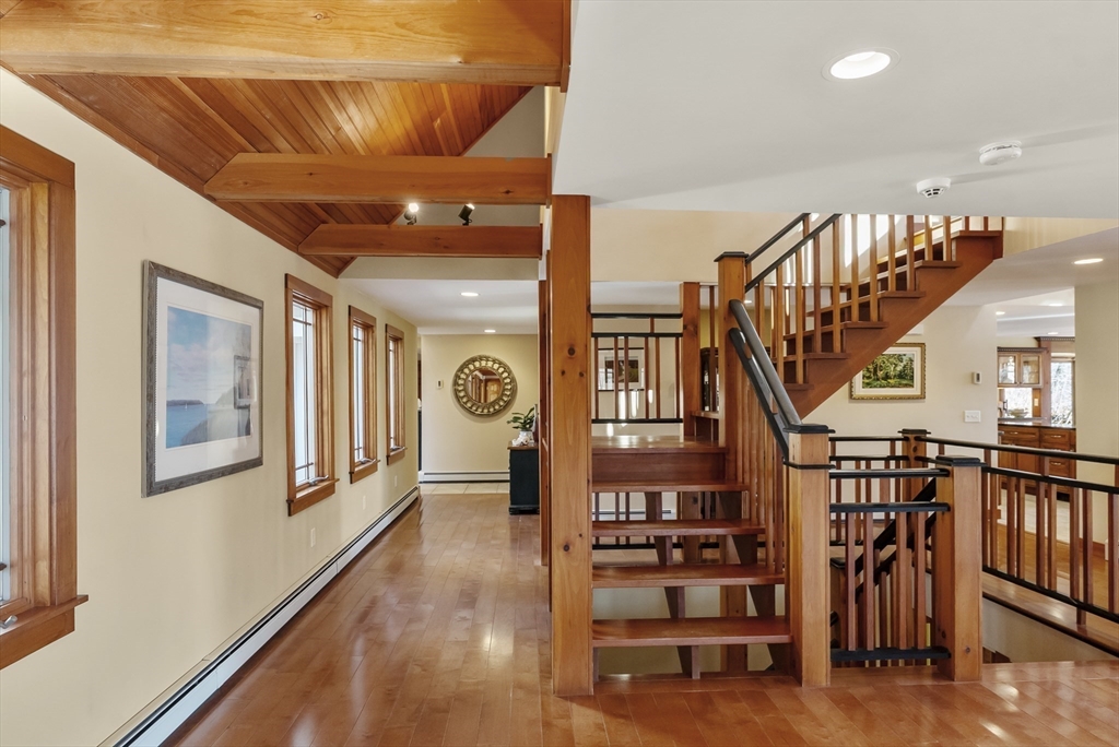 82 Lake Rd