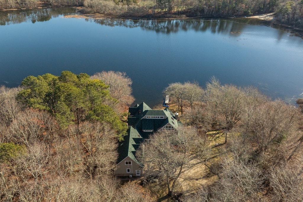 82 Lake Rd