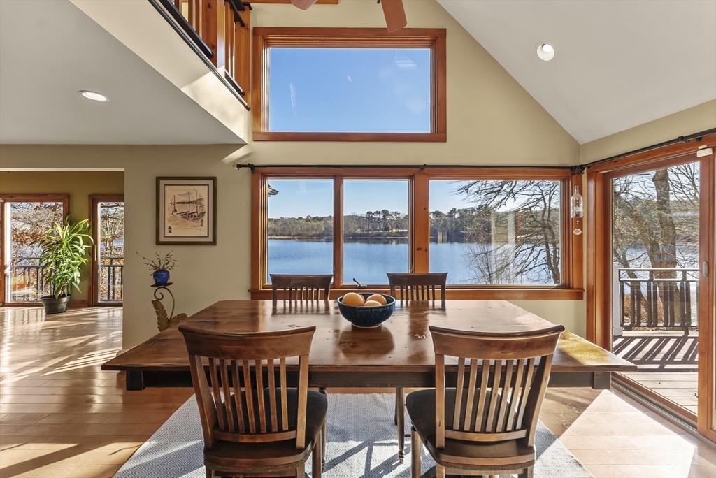 82 Lake Rd