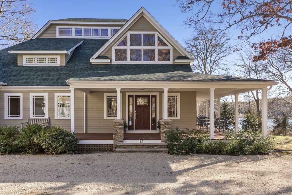 82 Lake Rd