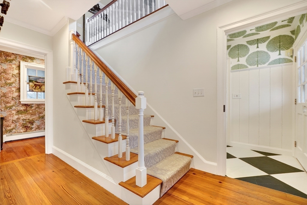 107 Westford Rd