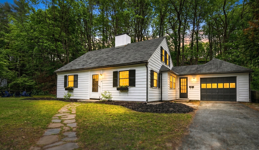 63 Lexington Road
