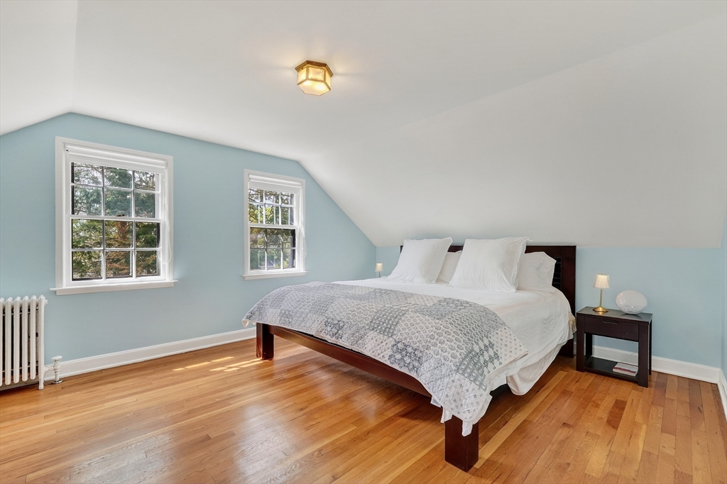 63 Lexington Road