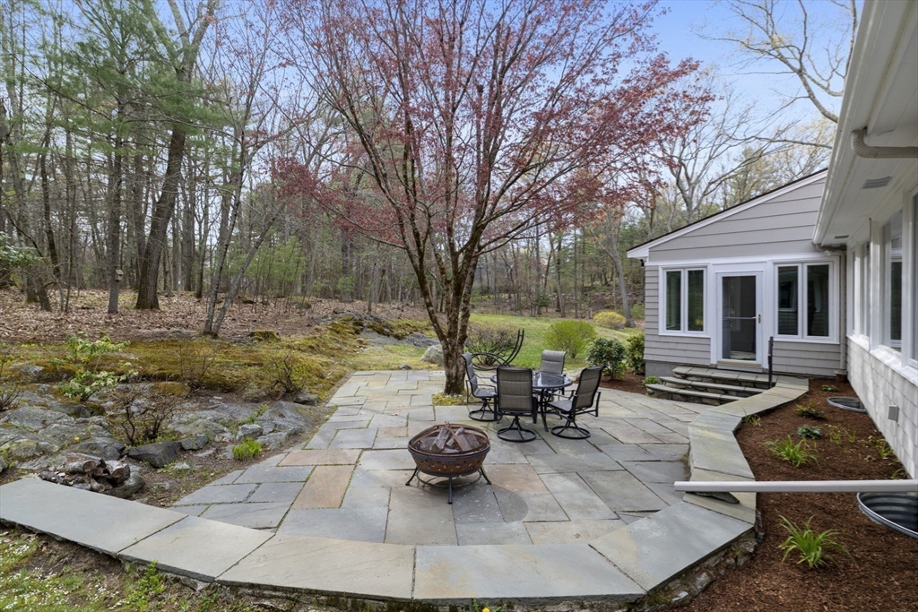 31 Huckleberry Hill Rd
