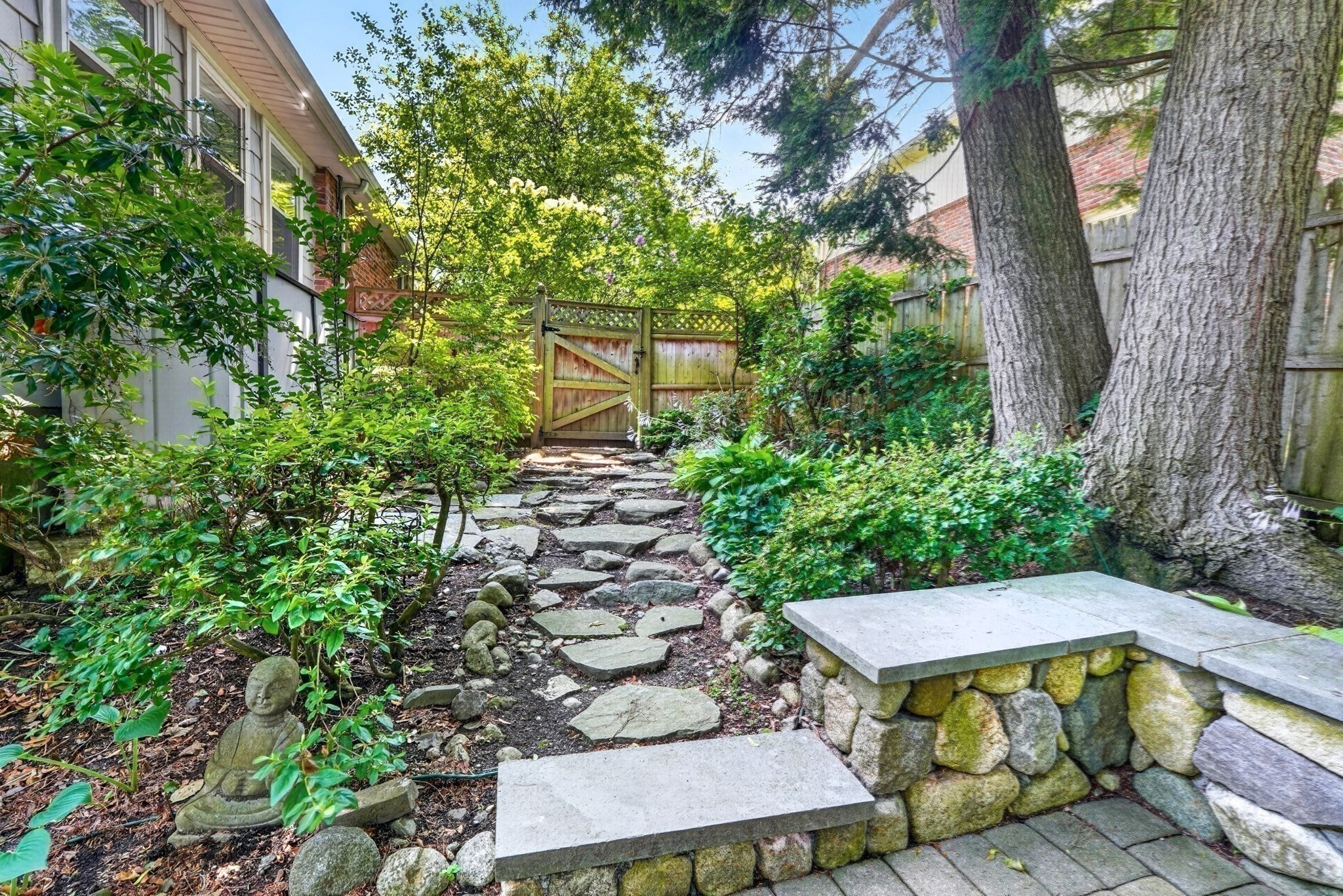 22 Nardell Rd