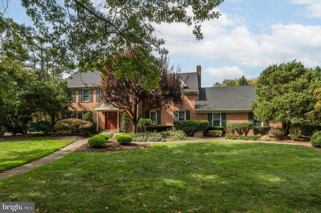 596 SENTINEL ROAD