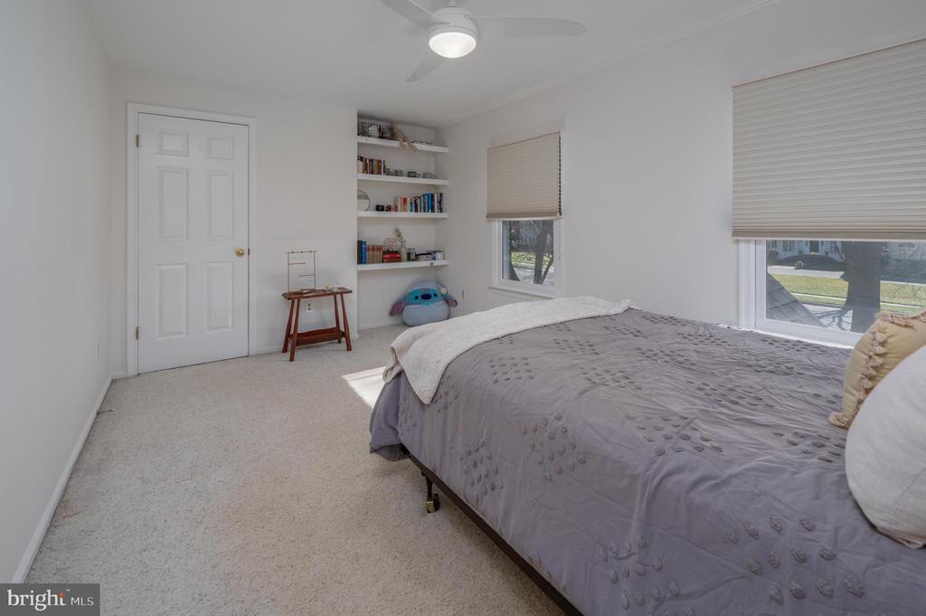 596 SENTINEL ROAD