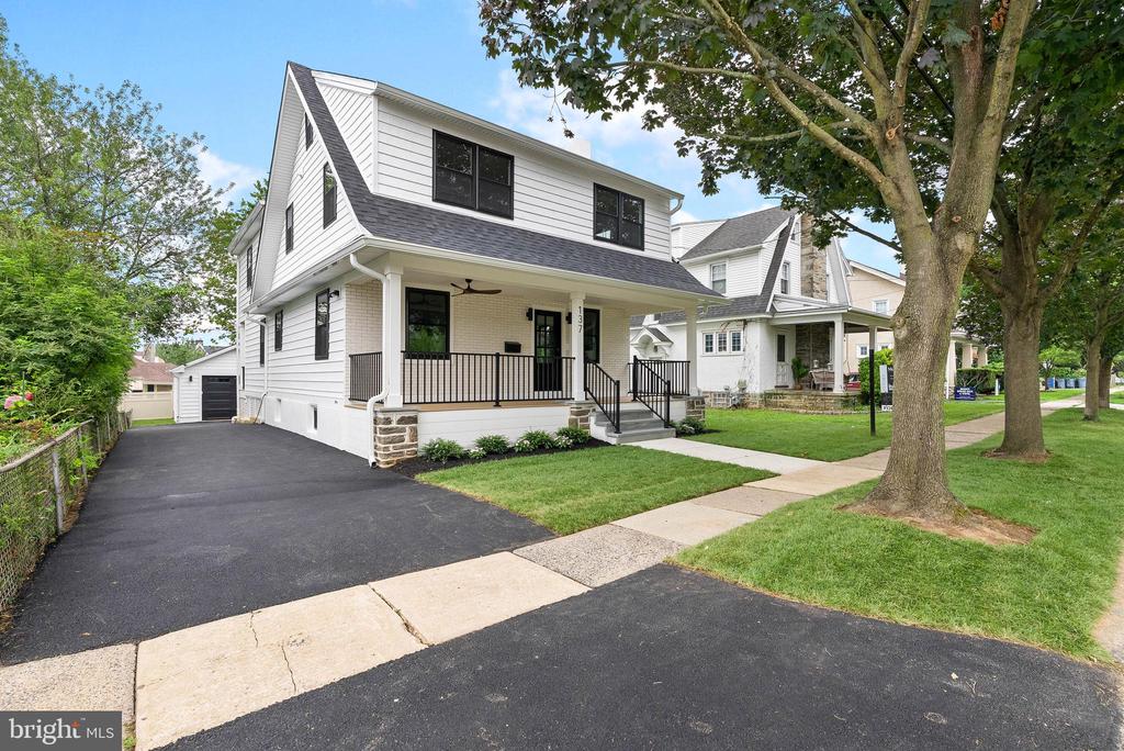 137 E BENEDICT AVENUE