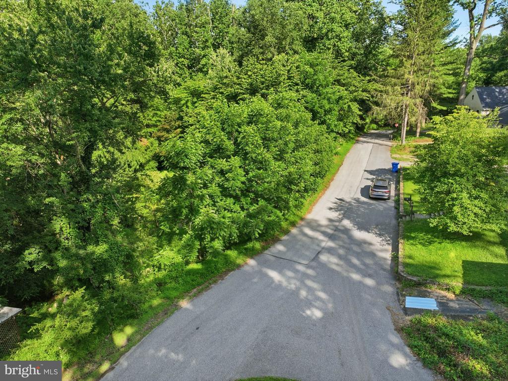 3 FOXWOOD LANE