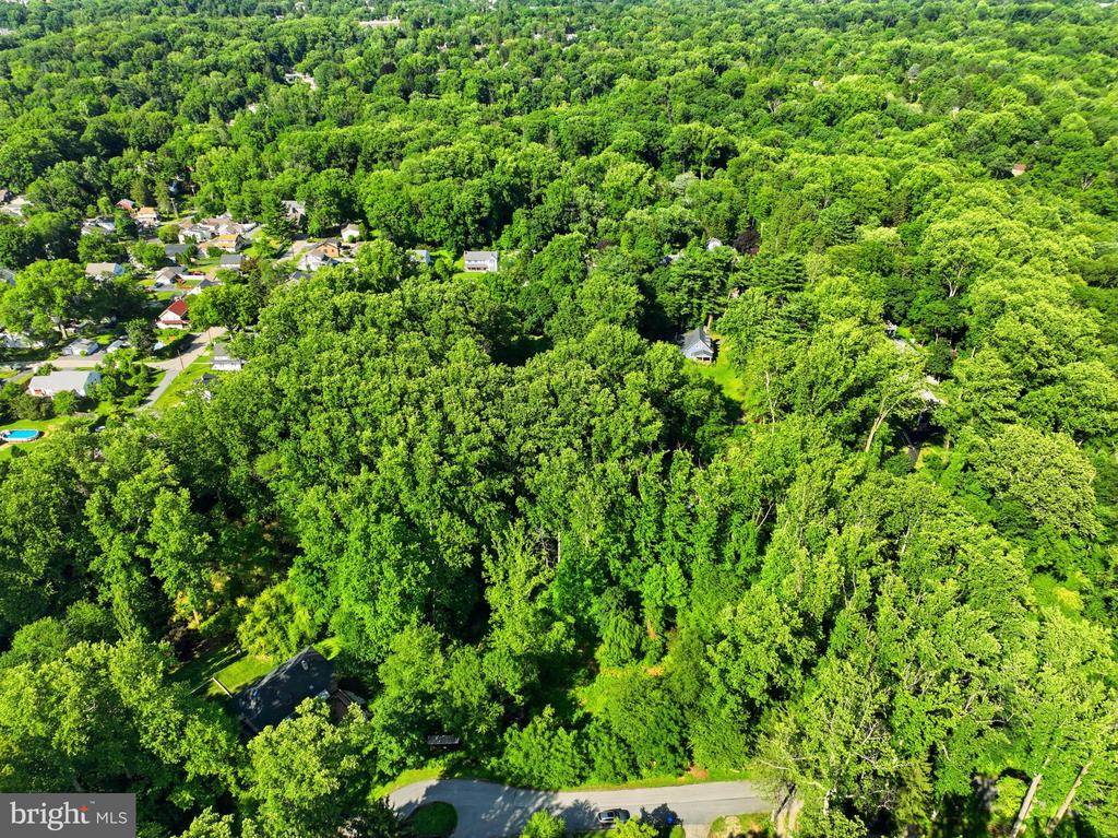 3 FOXWOOD LANE