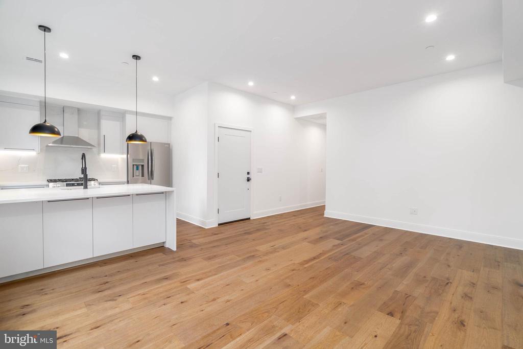 308 REED STREET Unit: 1
