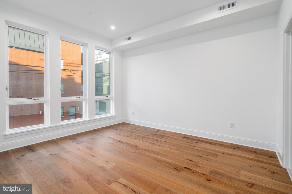 308 REED STREET Unit: 1