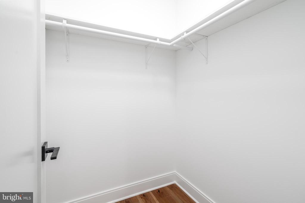 308 REED STREET Unit: 1
