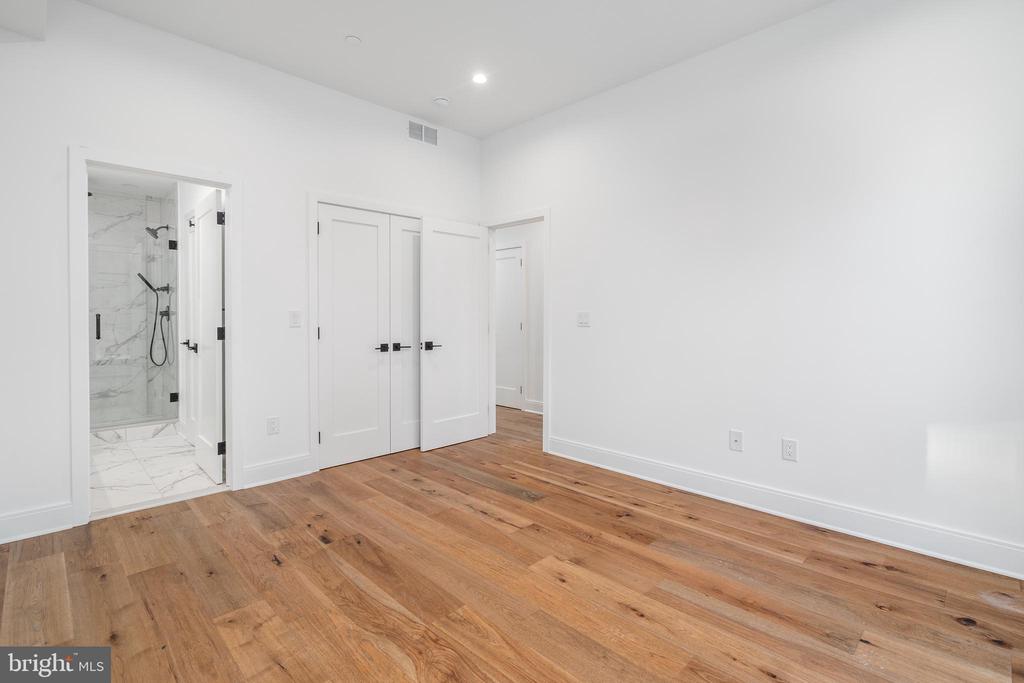 308 REED STREET Unit: 1