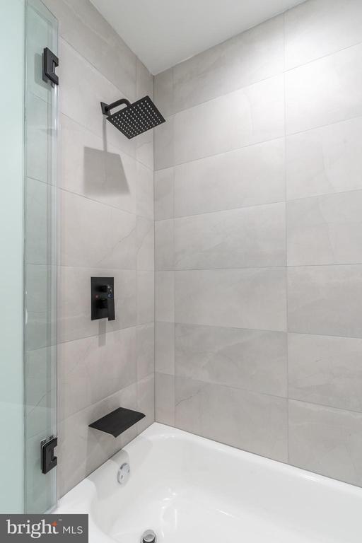 2617 E BOSTON STREET Unit: 2
