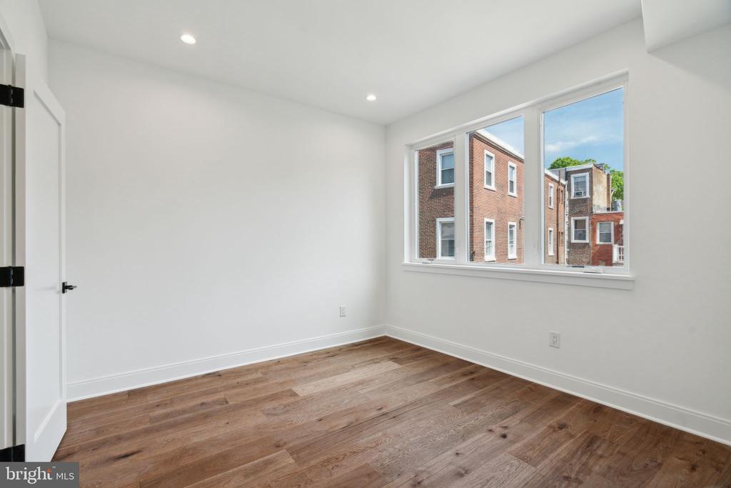 323 GERRITT STREET