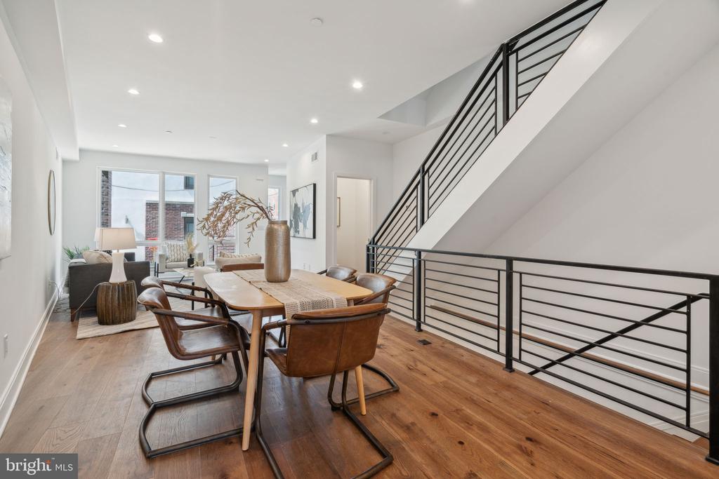 323 GERRITT STREET