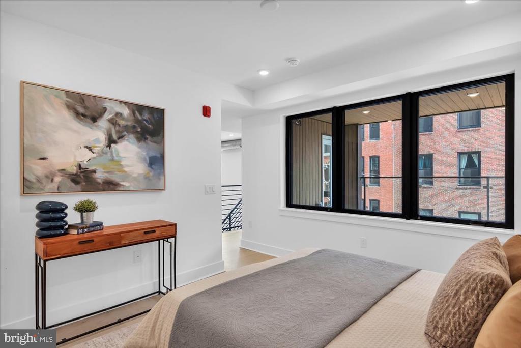 1139 N 3RD STREET Unit: 6