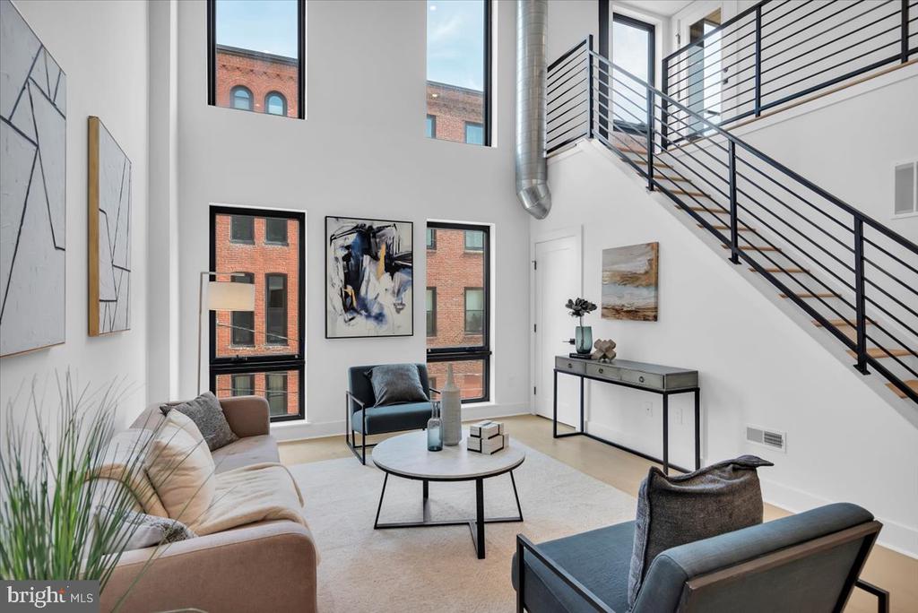 1139 N 3RD STREET Unit: 6