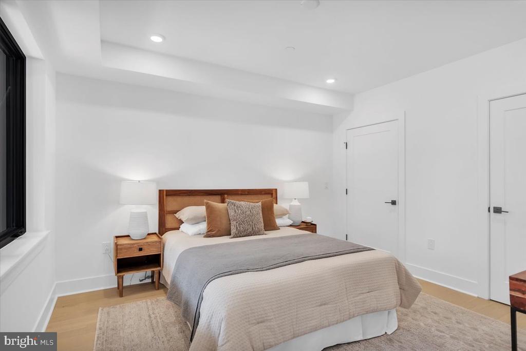 1139 N 3RD STREET Unit: 6