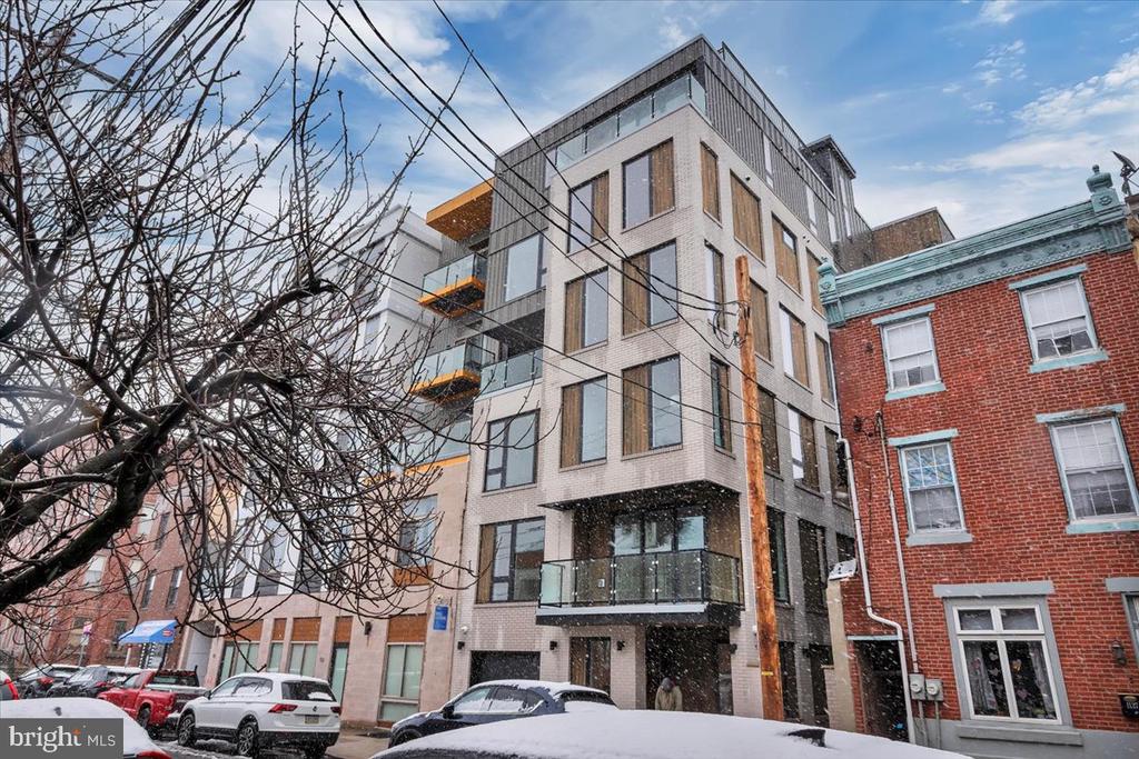 1139 N 3RD STREET Unit: 5