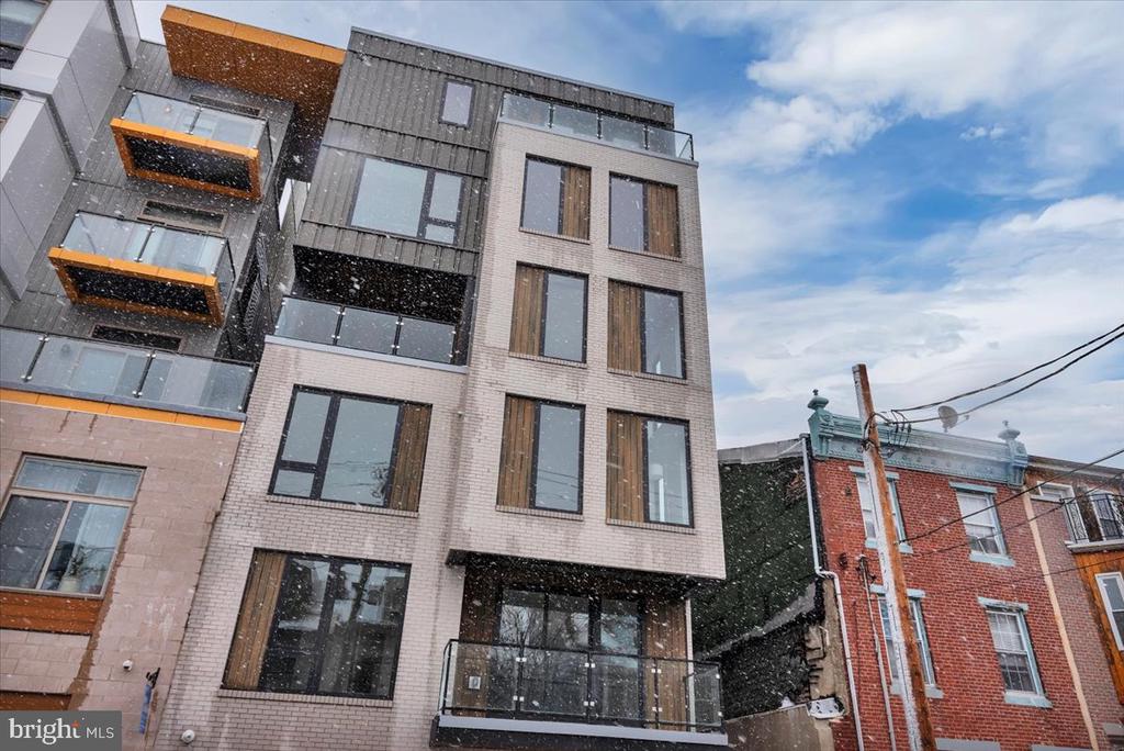 1139 N 3RD STREET Unit: 5
