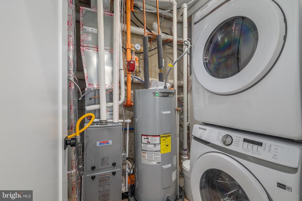 2628 WEBSTER STREET Unit: 5