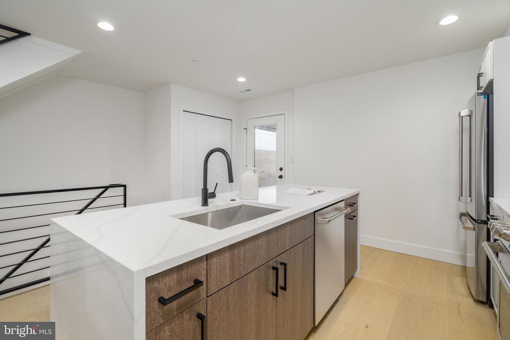 2628 WEBSTER STREET Unit: 1