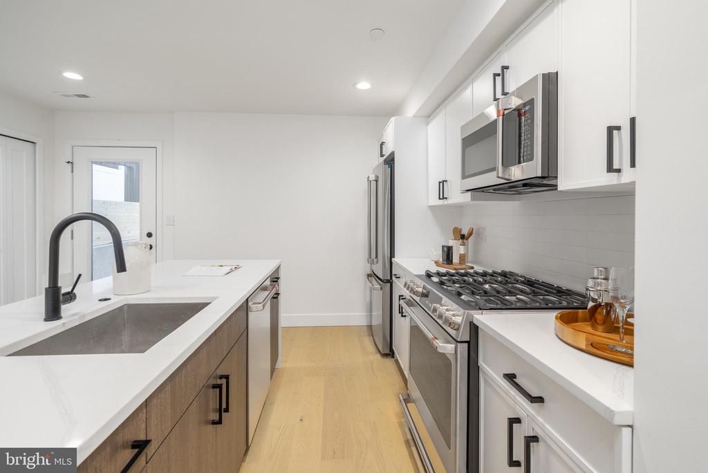 2628 WEBSTER STREET Unit: 1