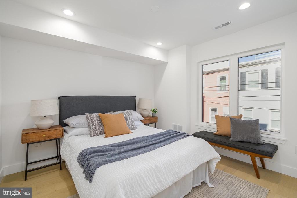 2628 WEBSTER STREET Unit: 1