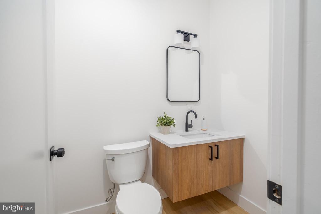 2628 WEBSTER STREET Unit: 1