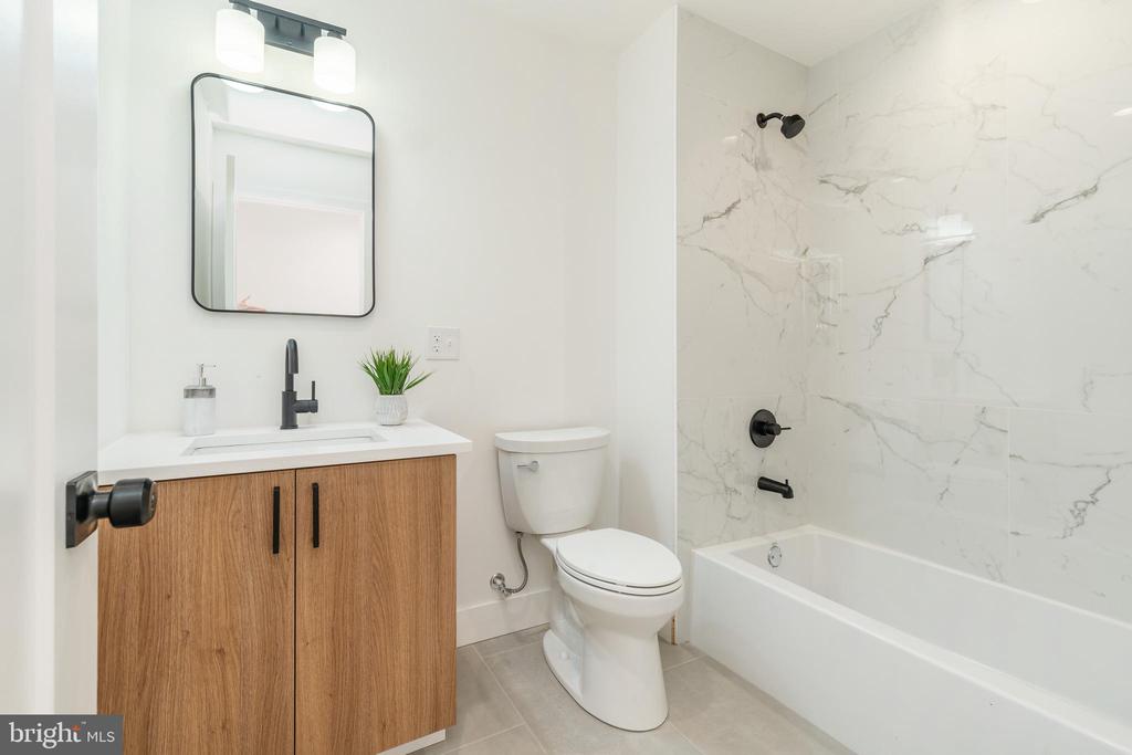 2628 WEBSTER STREET Unit: 2