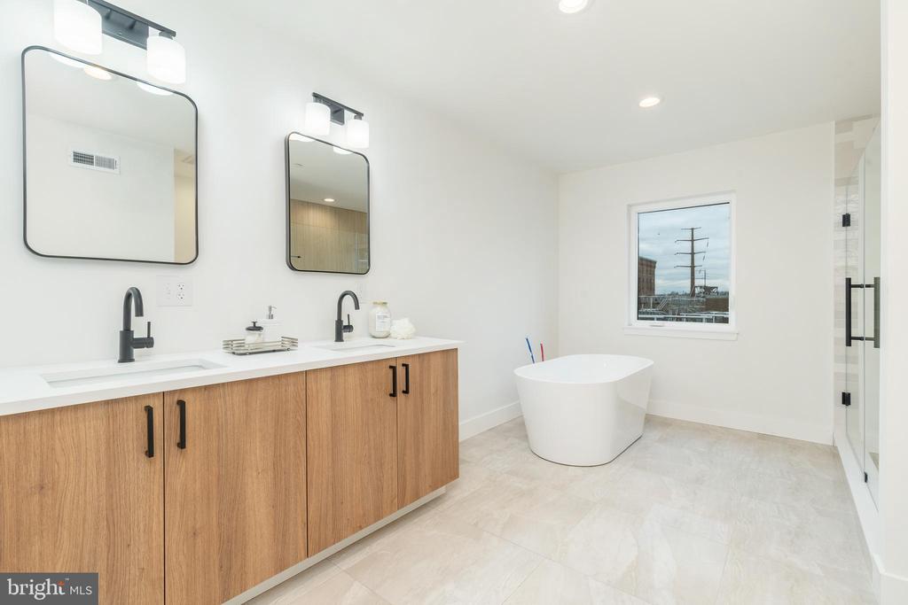 2628 WEBSTER STREET Unit: 2