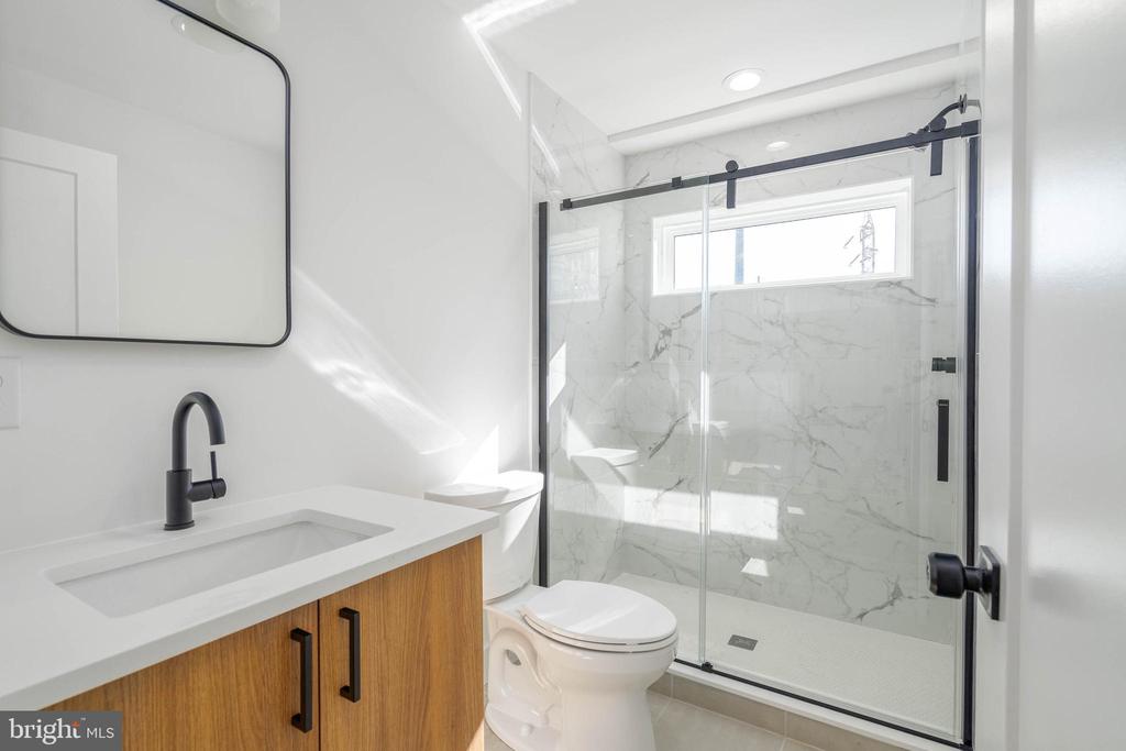2628-32 WEBSTER STREET Unit: 4