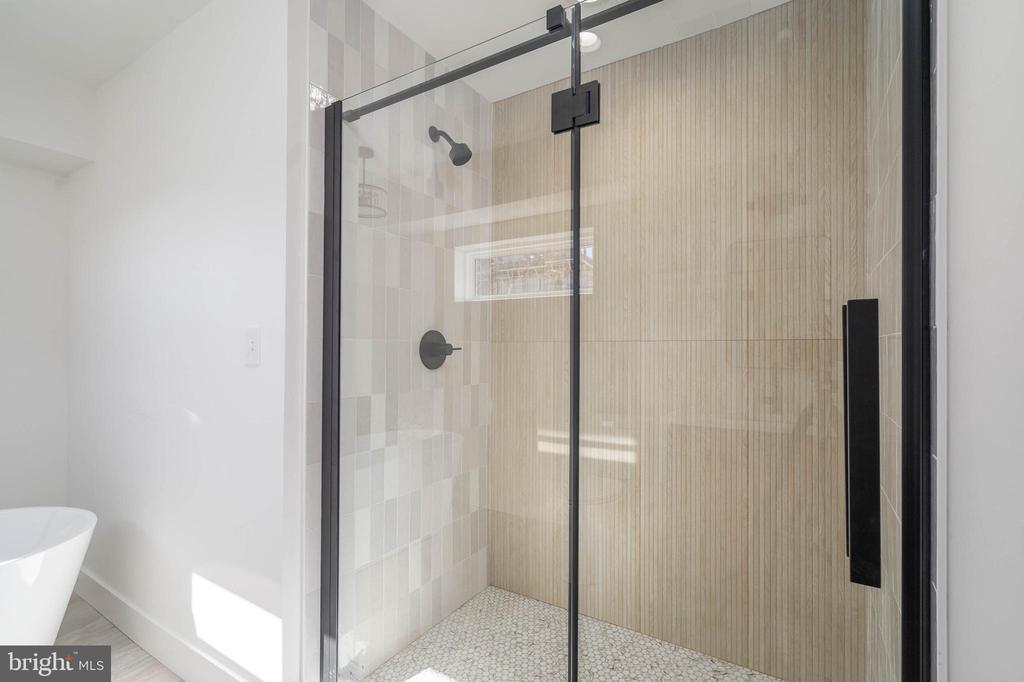 2628-32 WEBSTER STREET Unit: 4