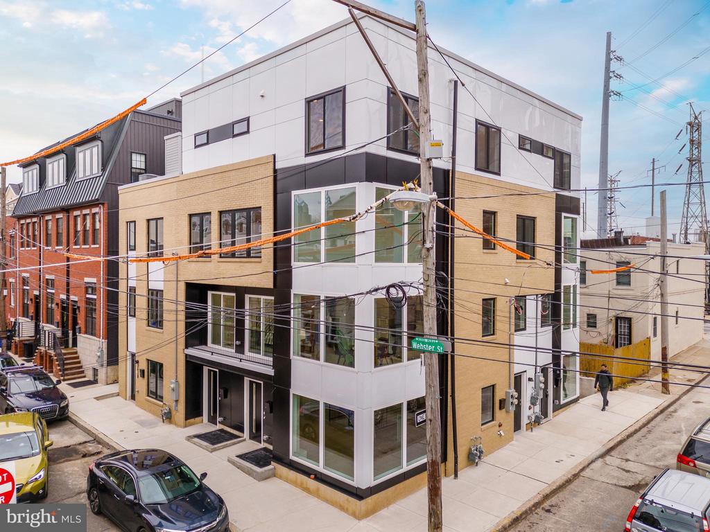 2628-32 WEBSTER STREET Unit: 4