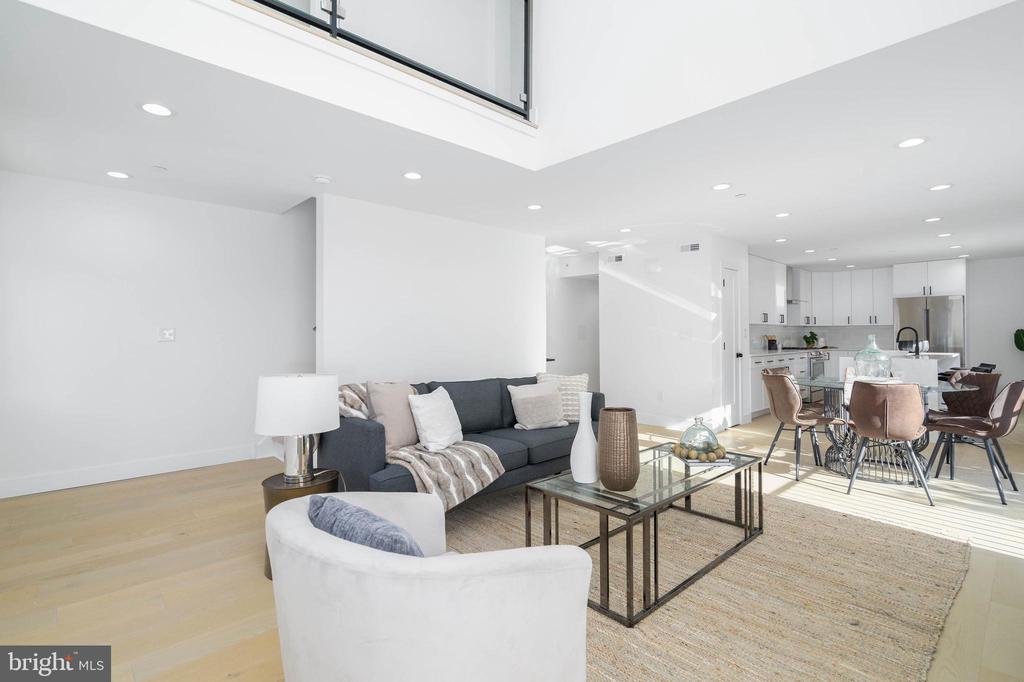 2628-32 WEBSTER STREET Unit: 4