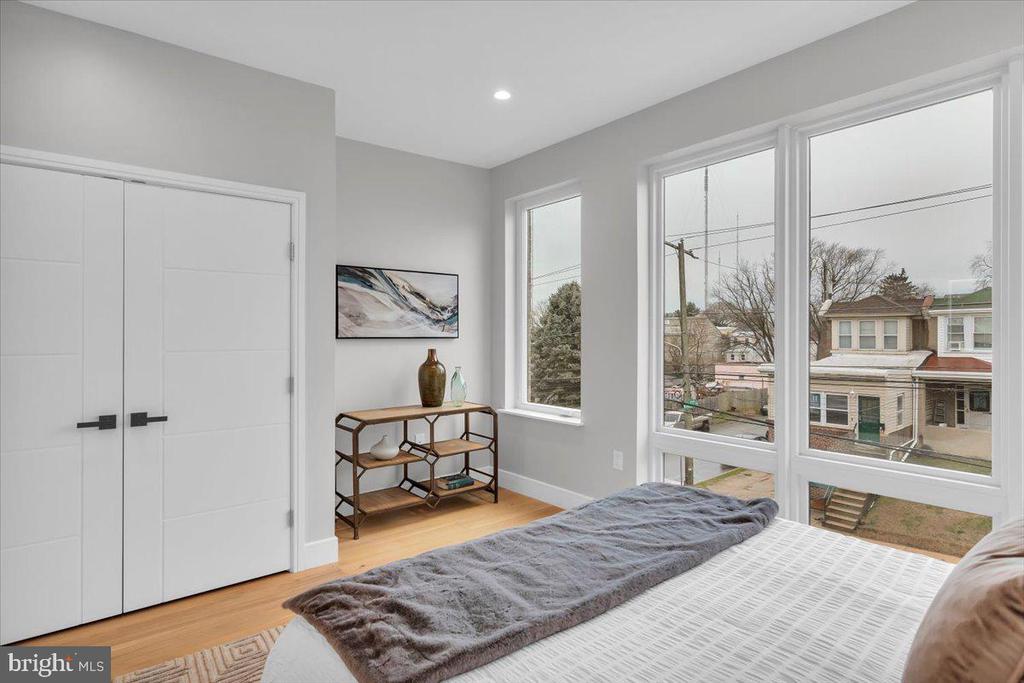 335 FOUNTAIN STREET Unit: A