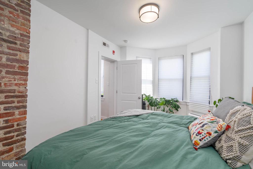 1311 WHARTON STREET Unit: 2