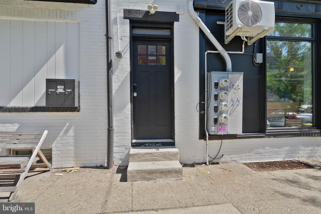 1311 WHARTON STREET Unit: 2