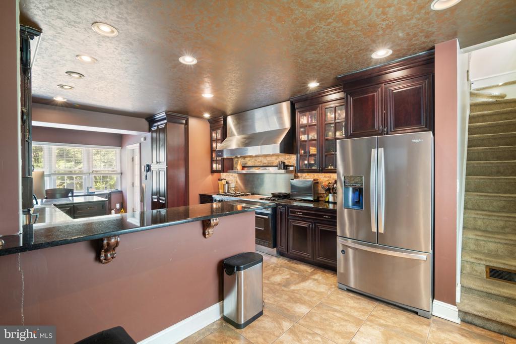 401 WOODBROOK LANE