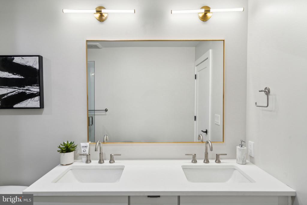 2200 CHRISTIAN STREET Unit: A1