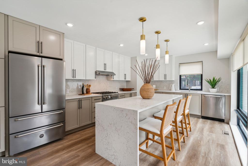 2200 CHRISTIAN STREET Unit: A1