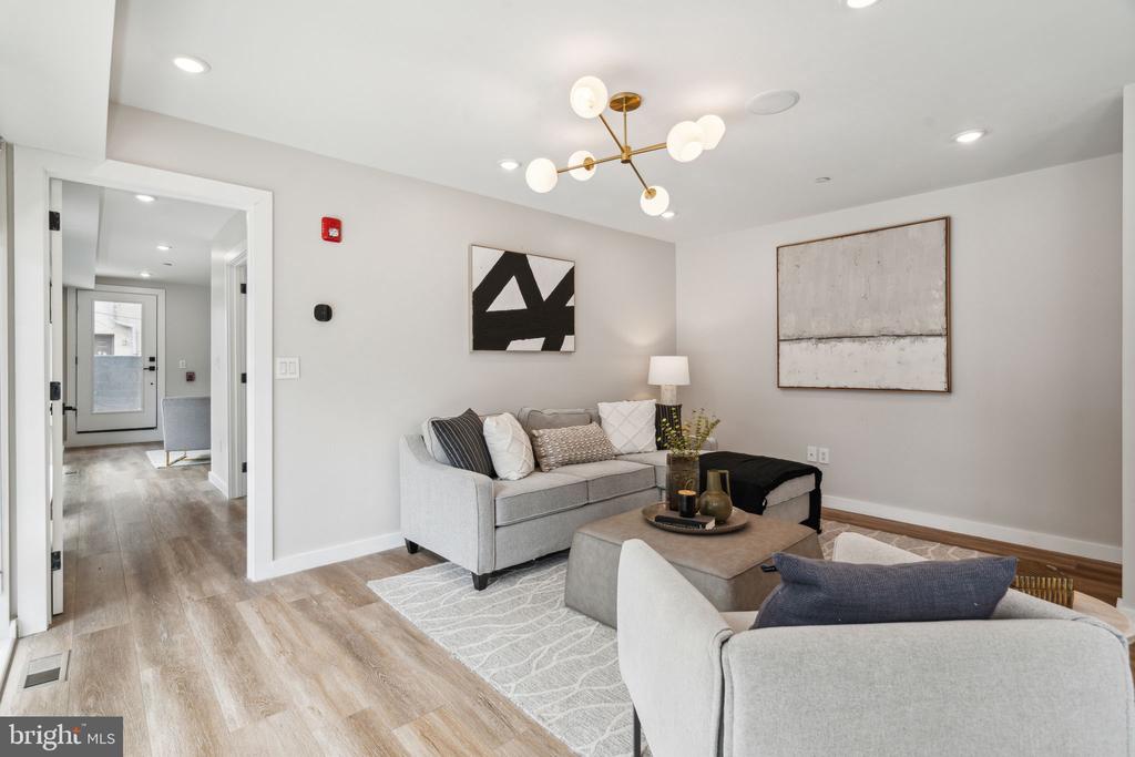 2200 CHRISTIAN STREET Unit: A1