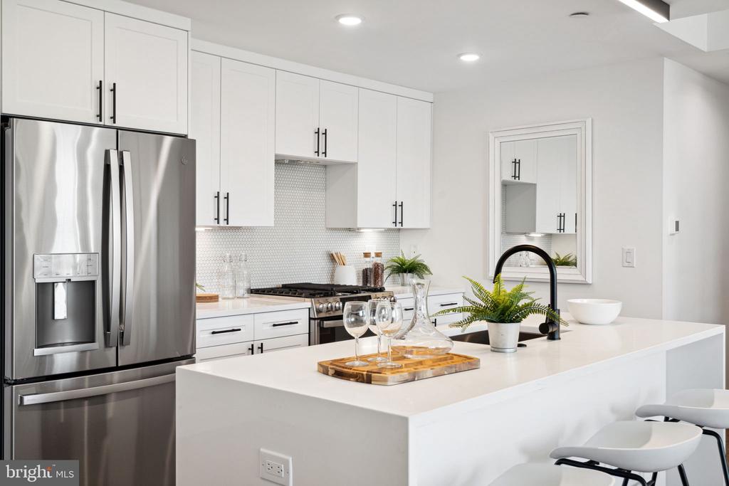 1501 N 31ST STREET Unit: 217