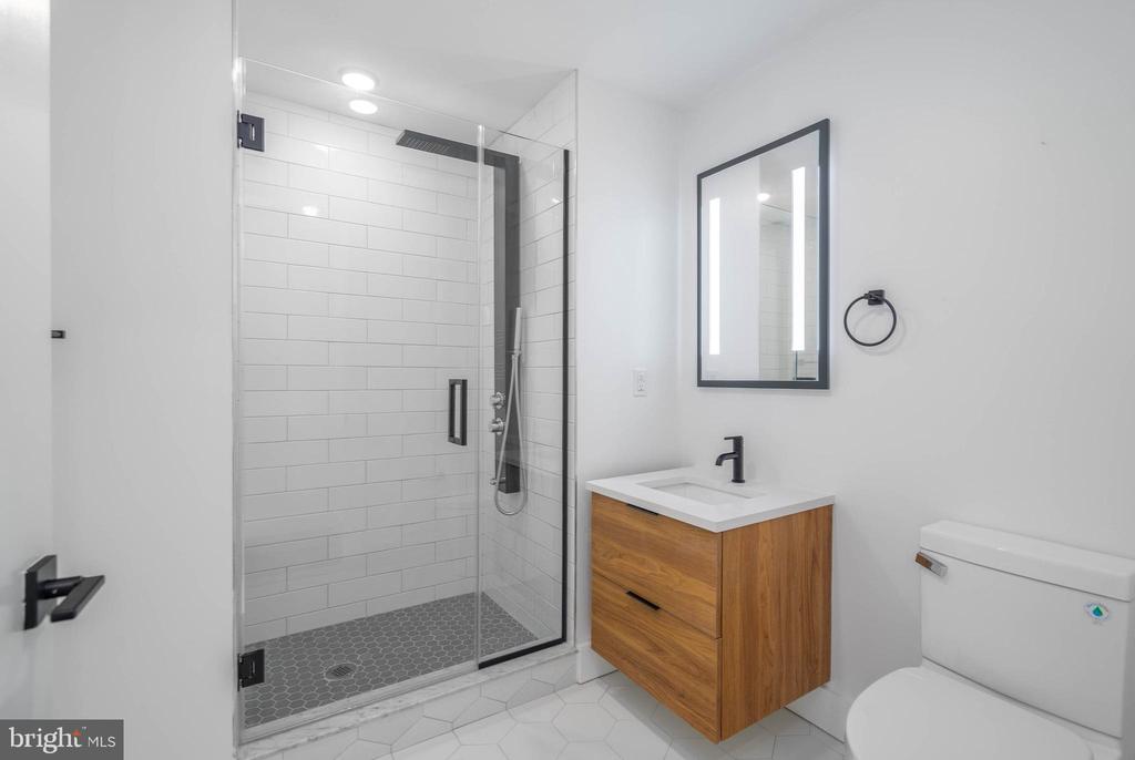 1501 N 31ST STREET Unit: 217