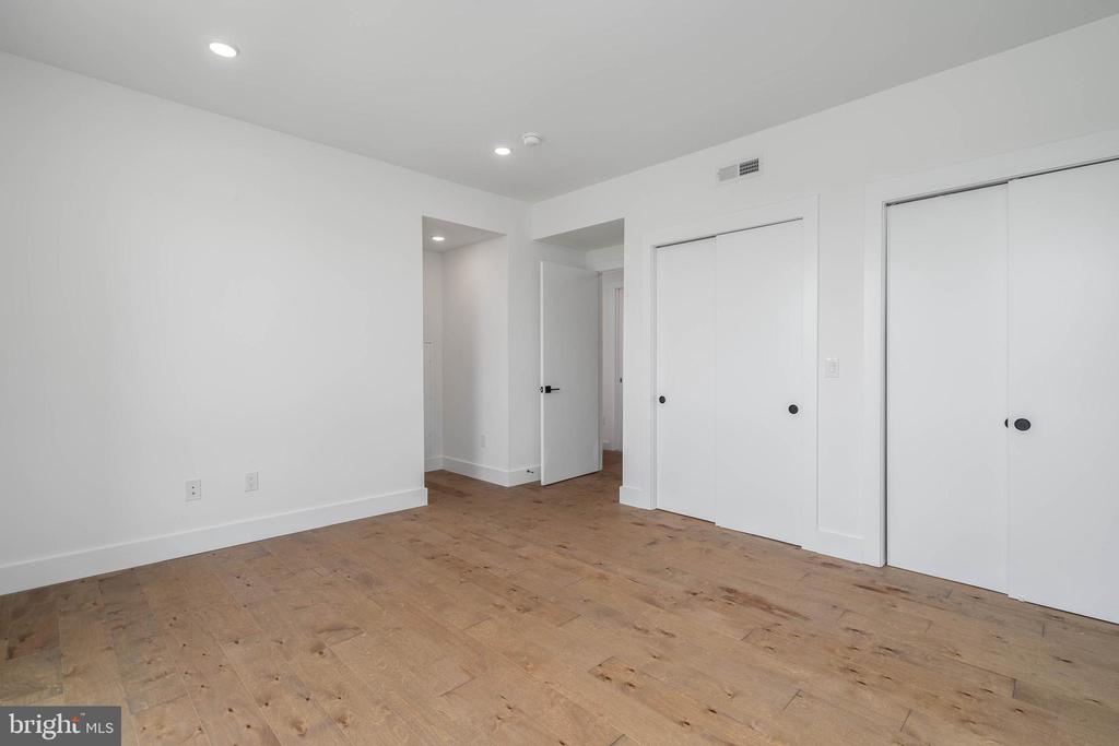 1501 N 31ST STREET Unit: 217