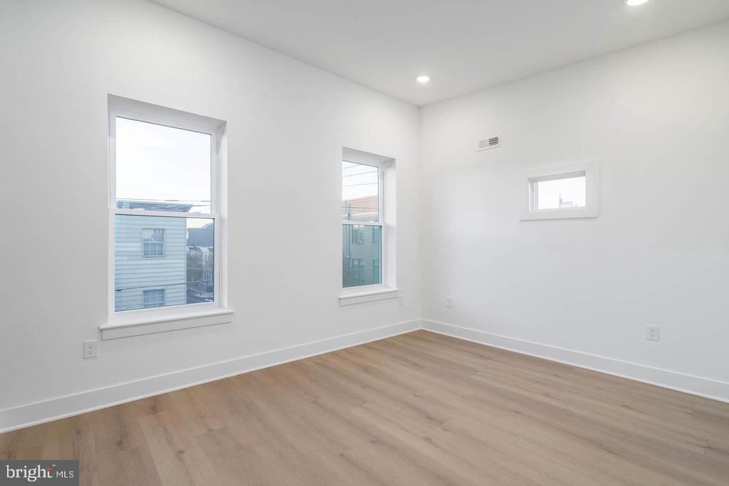 1401 S 13TH STREET Unit: 2