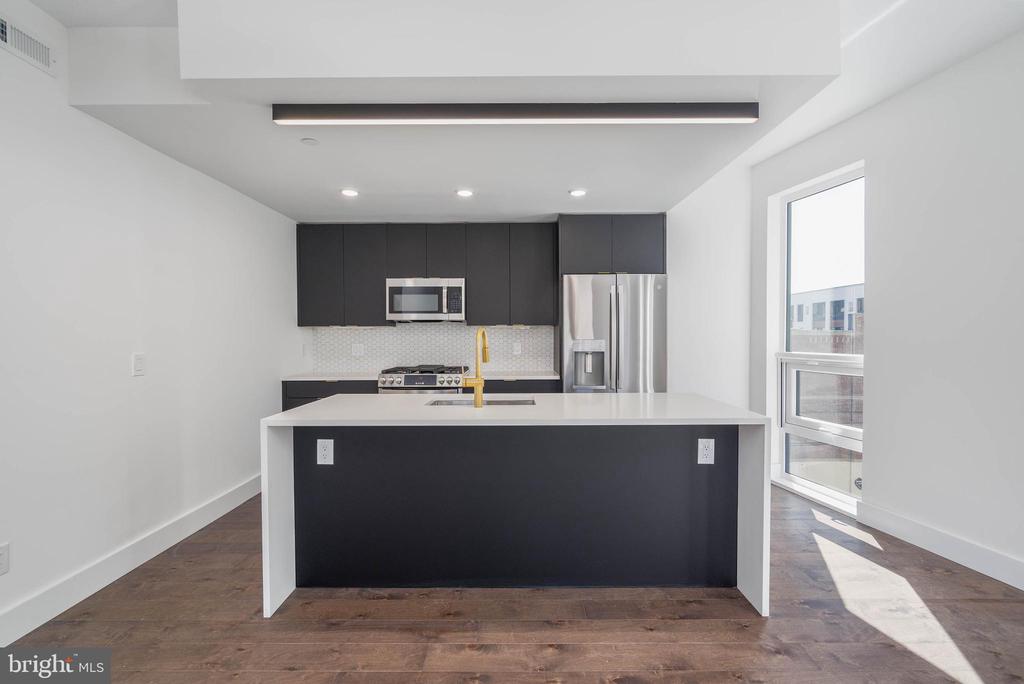 1501 N 31ST STREET Unit: 312