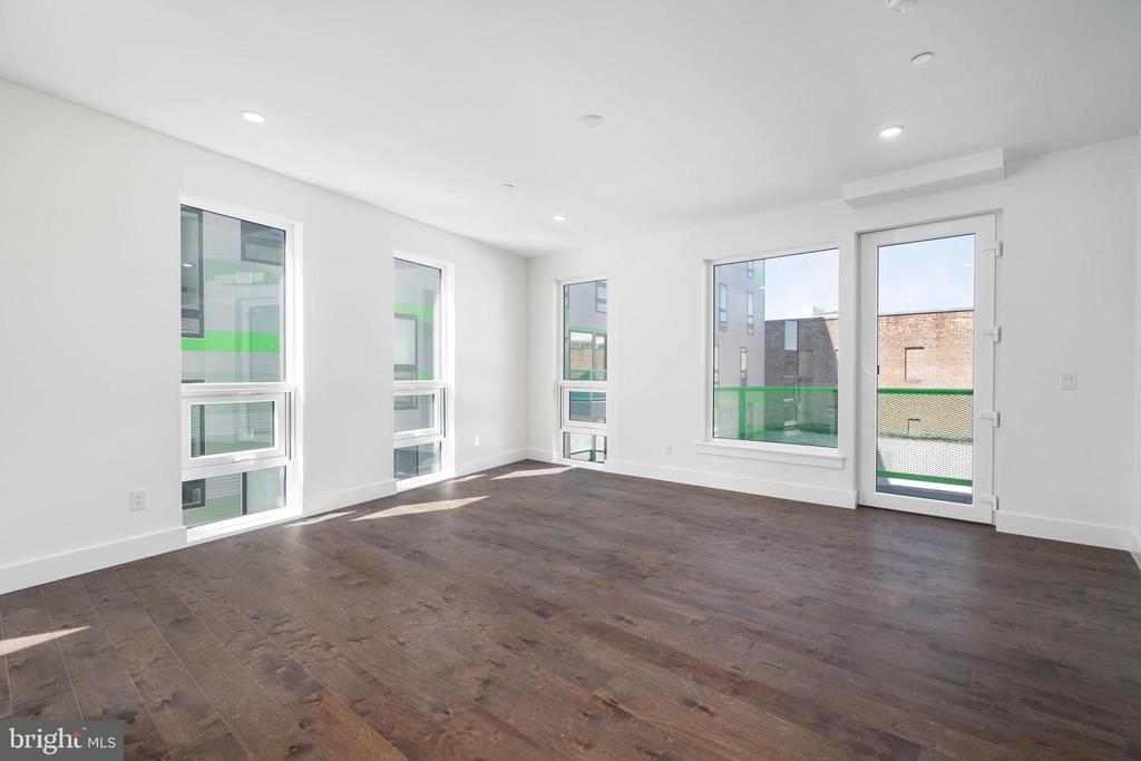 1501 N 31ST STREET Unit: 312